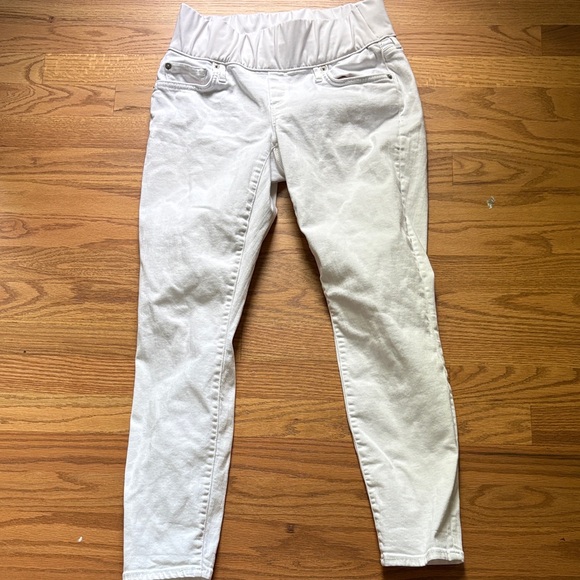 White Maternity Pants (under belly) - Picture 1 of 1